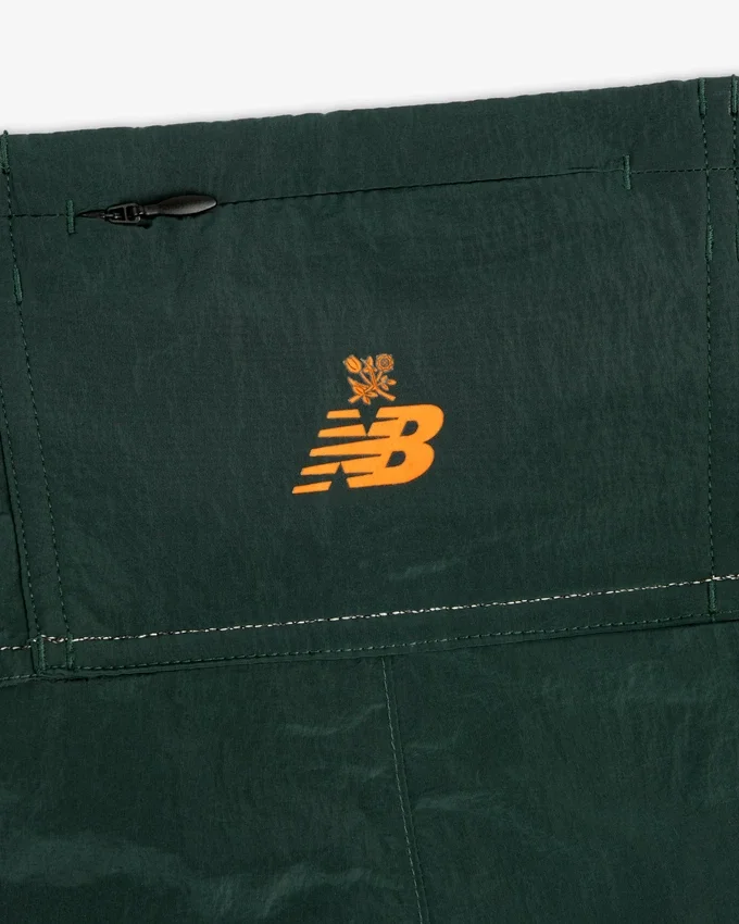 ALD / New Balance Lätta uppvärmningsbyxor i nylon