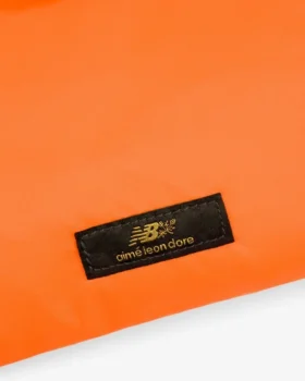 ALD / New Balance nylon-slingväska