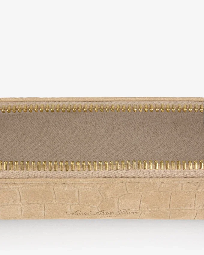 Pennafodral i nubuck med krokodilprägling