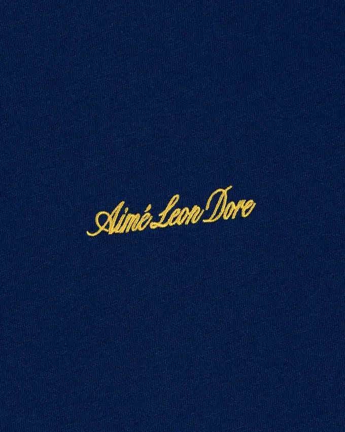 T-shirt med broderad logotyp