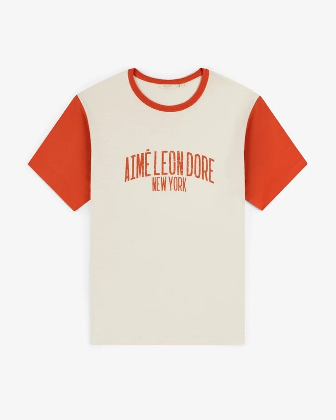 Tvättad T-shirt med ringad krage